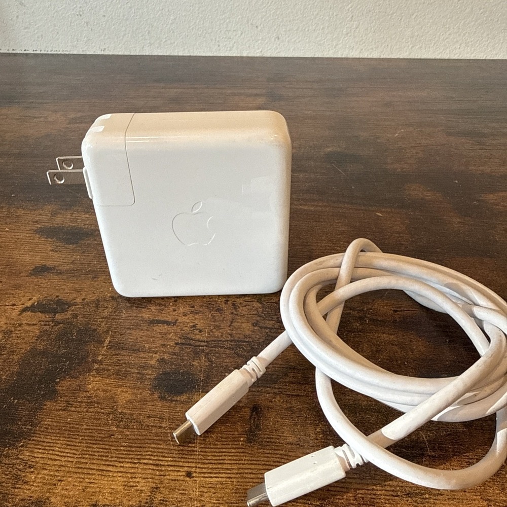 OEM 87W 4.3A USB-C power Adapter for Apple MacBook Pro/Air A1719 A2338 A2251